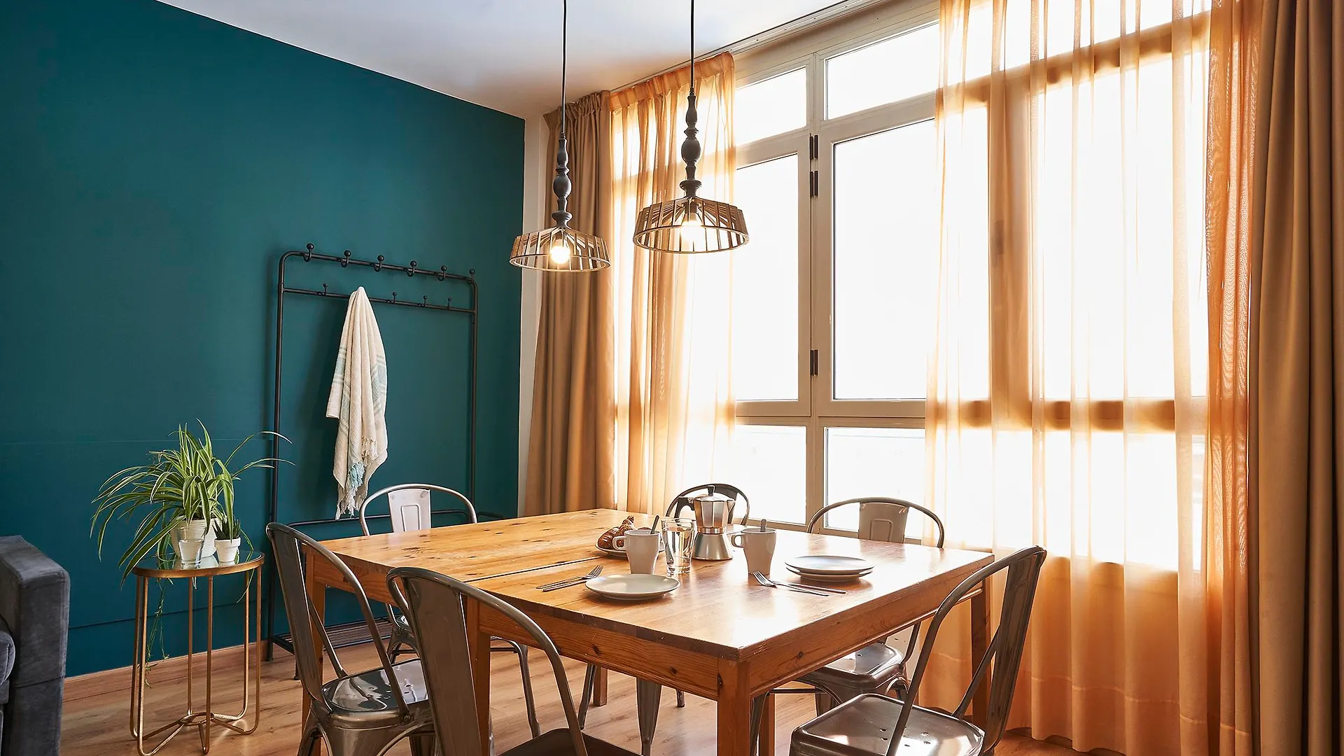 Barcelona Sants Station Apartments