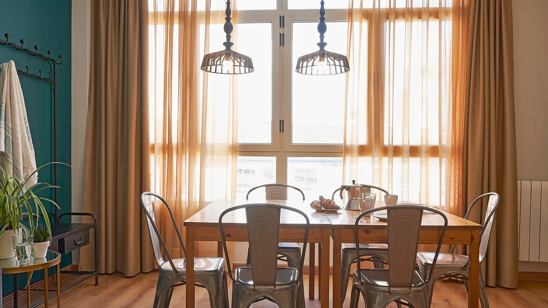 Barcelona Sants Station Apartments